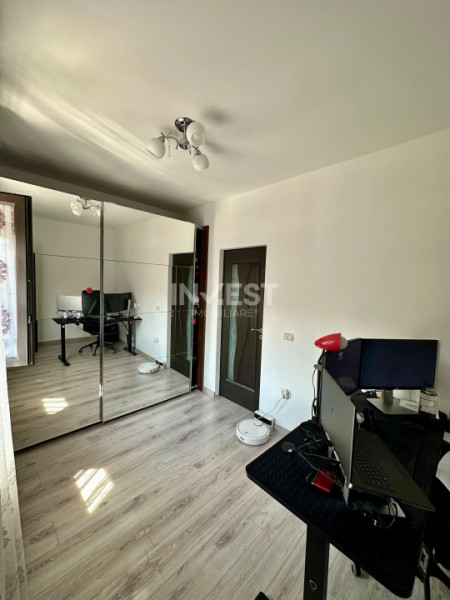 DUPLEX 4 CAMERE, 2 BAI SI POD GENEROS , VALEA ADANCA-FUNDATIA OMENIA