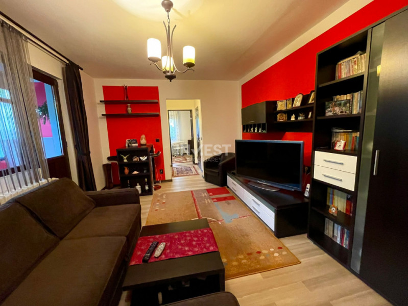 Apartament de vanzare, 2 camere, Zona Tatarasi