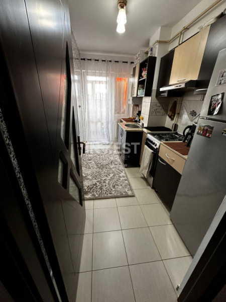 APARTAMENT CU 2 CAMERE, ETAJ 1, NICOLINA-CAPAT CUG