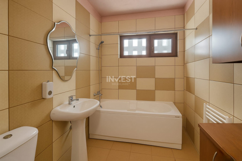 Apartament cu 3 camere decomandat-Tatarasi-Liceul Teoretic Al. Ioan Cuza 