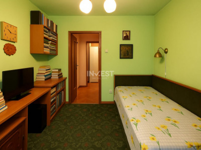 Apartament cu 3 camere decomandat-Tatarasi-Liceul Teoretic Al. Ioan Cuza 
