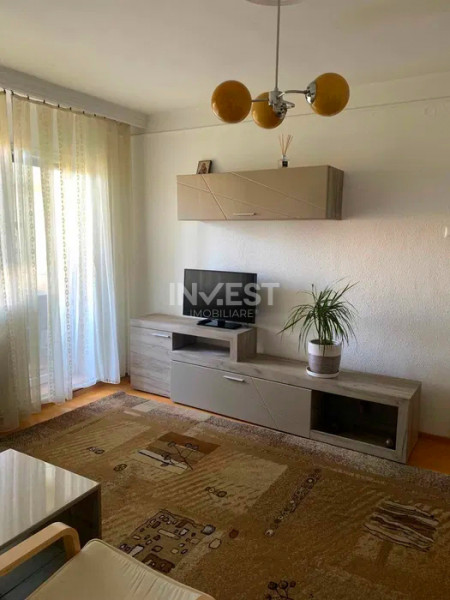 Apartament 2 camere-Podu Ros-Restaurant Odeon-etaj intermediar