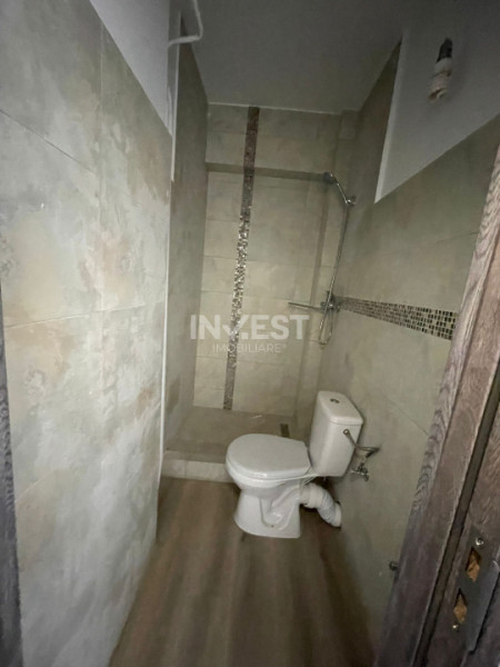 Apartament cu 4 camere decomandate- Zona Ateneu