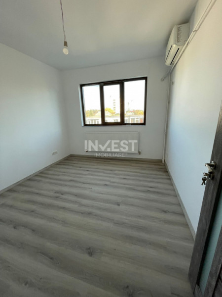 Apartament cu 4 camere decomandate- Zona Ateneu