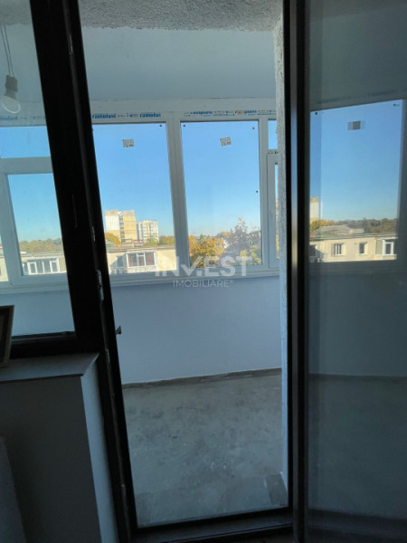 Apartament cu 4 camere decomandate- Zona Ateneu