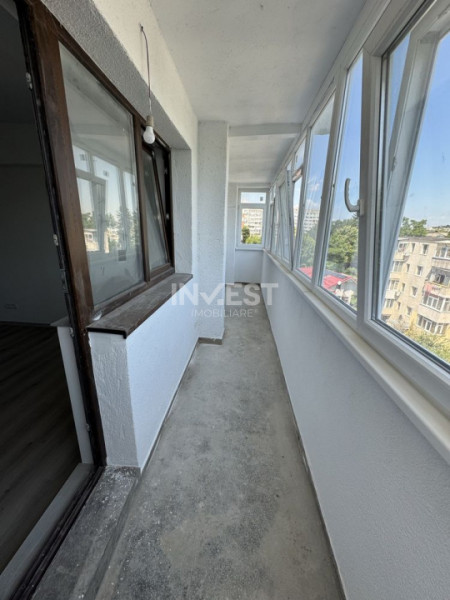 Apartament cu 4 camere decomandate- Zona Ateneu