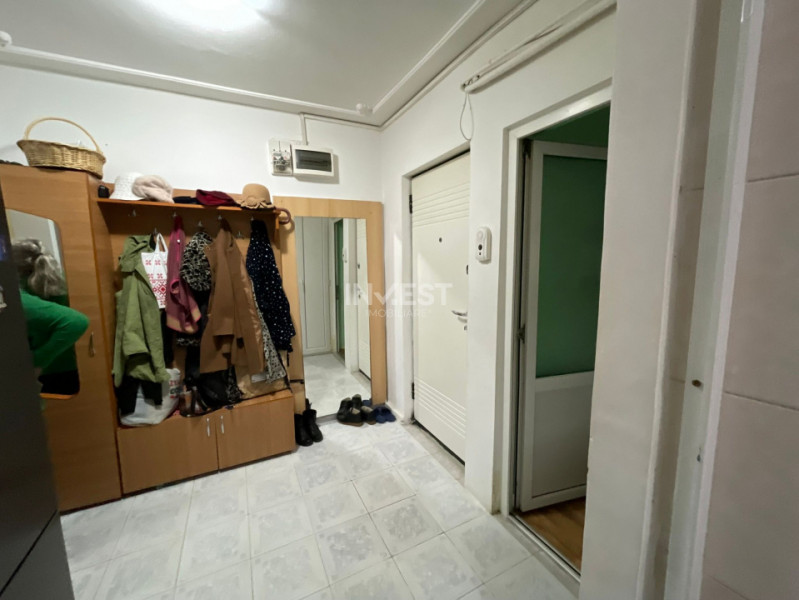 Apartament cu 3 camere Zona Tatarasi