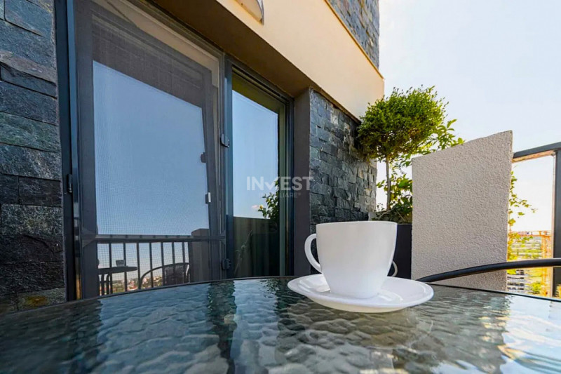 Apartament cu 2 camere *55mp* în Tătărași *priveliște panoramică*