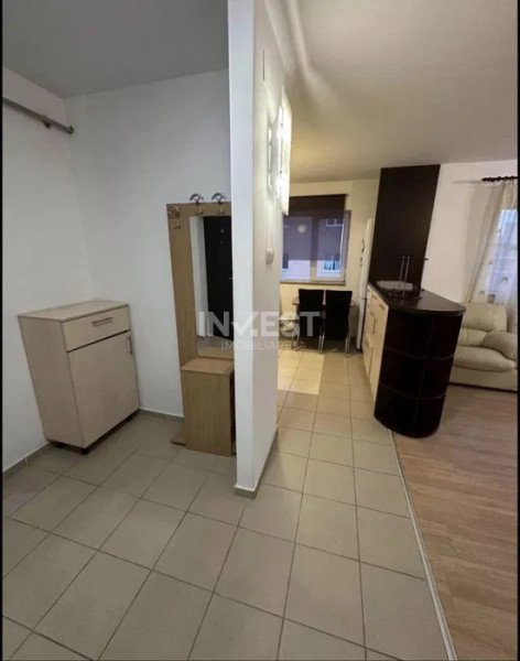 Apartament 3 camere - Tatarasi