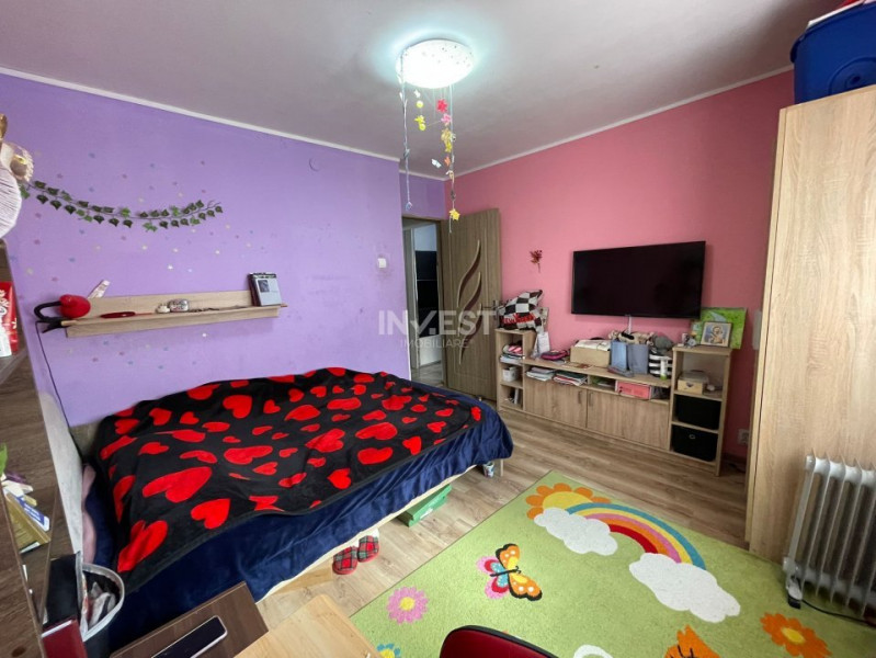 Apartament de vanzare, 3 camere, Etajul 1, zona Canta - Profi, Iasi