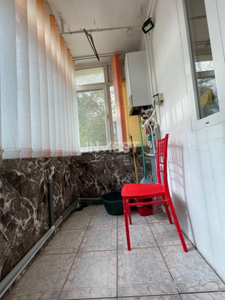 Apartament de vanzare, 3 camere, Etajul 1, zona Canta - Profi, Iasi