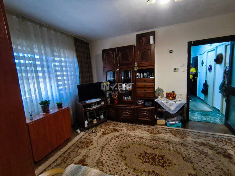 Apartament 2 camere-etaj 1-bloc fara risc-Podu Ros