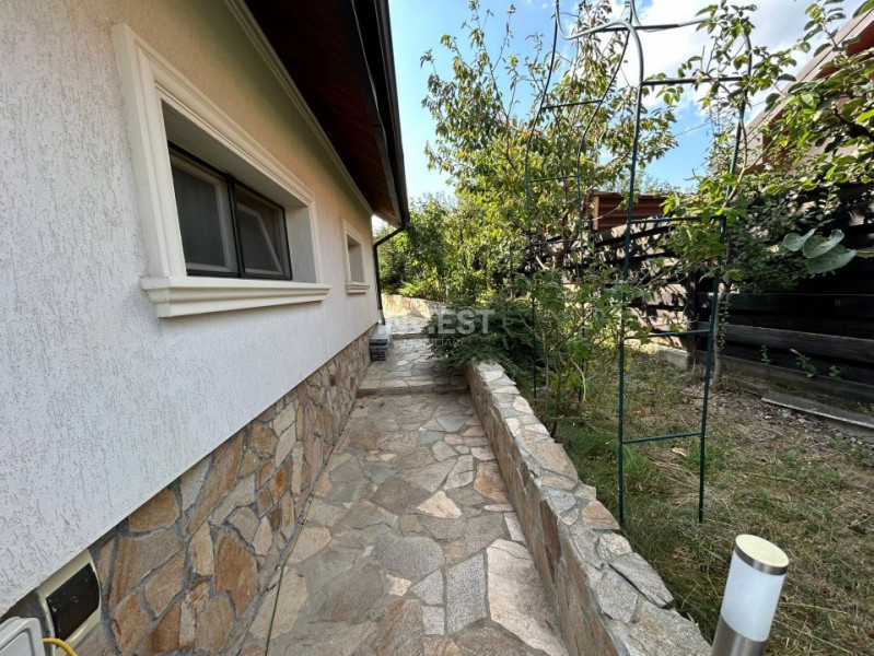 VILA CU 5 CAMERE, 150 MP UTILI, BECI, GARAJ, 717 MP TEREN, VISAN-BUCIUM