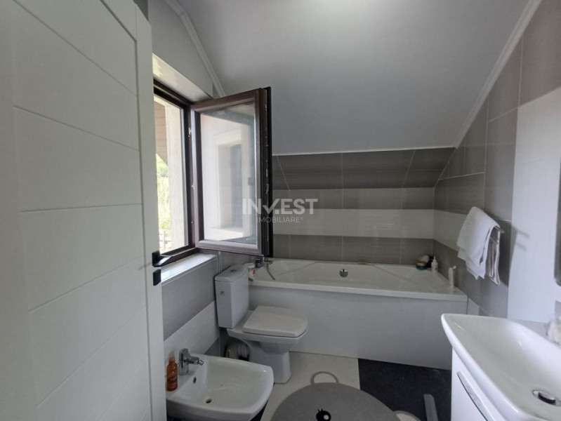 VILA CU 5 CAMERE, 150 MP UTILI, BECI, GARAJ, 717 MP TEREN, VISAN-BUCIUM