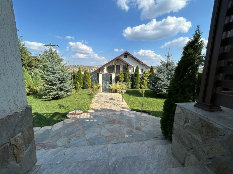 VILA CU 5 CAMERE, 150 MP UTILI, BECI, GARAJ, 717 MP TEREN, VISAN-BUCIUM