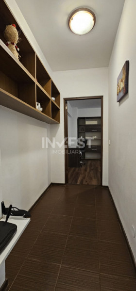 CENTRU CIVIC- apartament cu 2cam, etajul 1