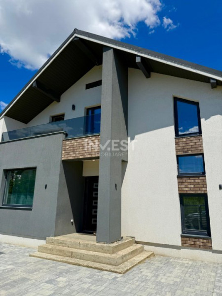Cartierul Bucium-Iași *Vilă de vânzare* 135 MPU 