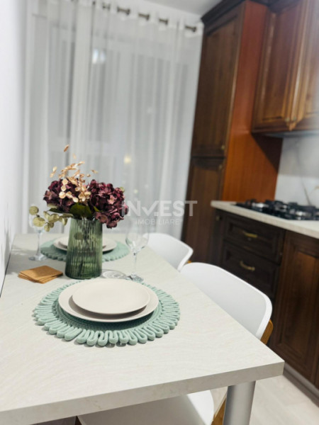 1 CAMERA 350 EURO POPAS PACURARI BLOC NOU