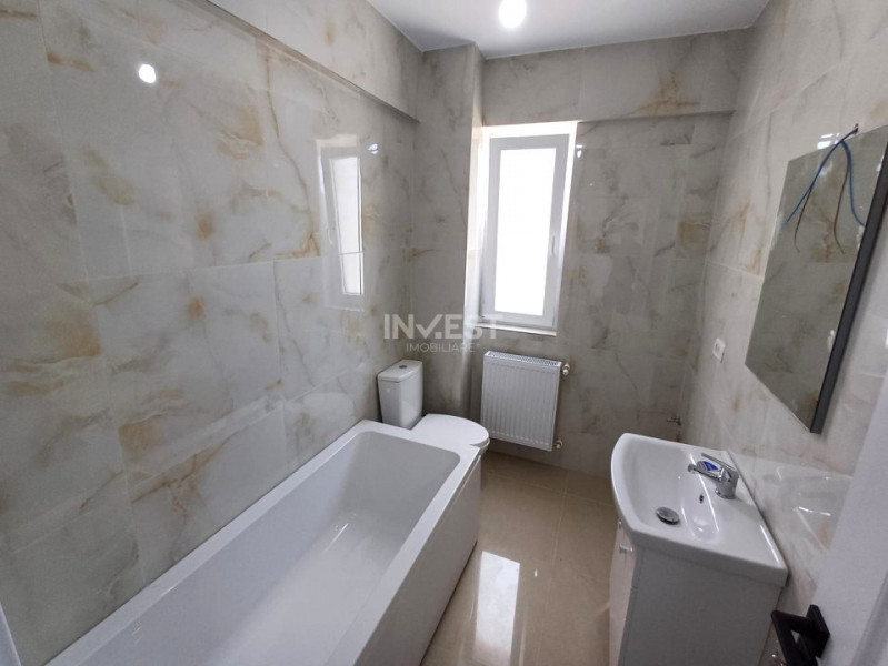 MUTARE IMEDIATA! 1 CAMERA DECOMANDAT