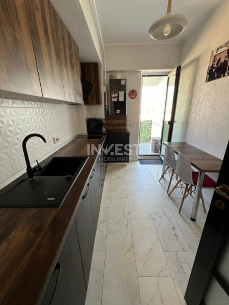 APARTAMENT 2 CAMERE DECOMANDAT 67MP COPOU 