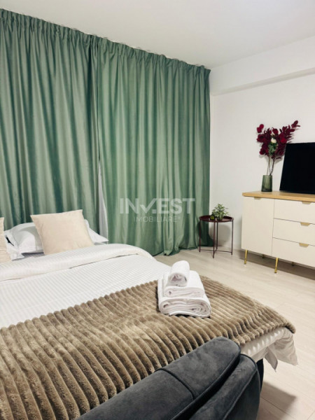 1 CAMERA 350 EURO POPAS PACURARI BLOC NOU