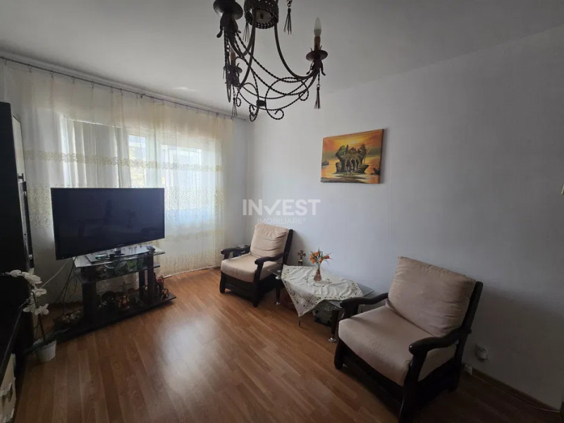 Apartament 3 camere-Ultracentral-Podul de Fier-etaj intermediar