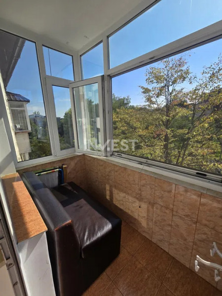 Apartament 3 camere-Ultracentral-Podul de Fier-etaj intermediar