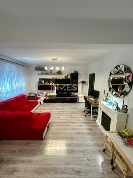 DUPLEX 4 CAMERE, 2 BAI SI POD GENEROS , VALEA ADANCA-FUNDATIA OMENIA