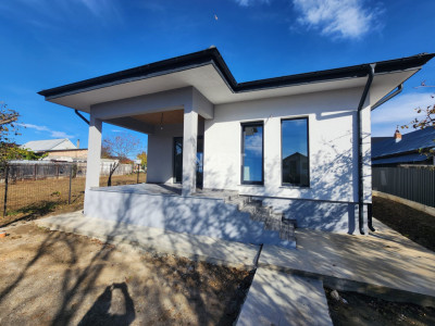 CASA INDIVIDUALA, 3 CAMERE, 550 MP TEREN, CIURBESTI