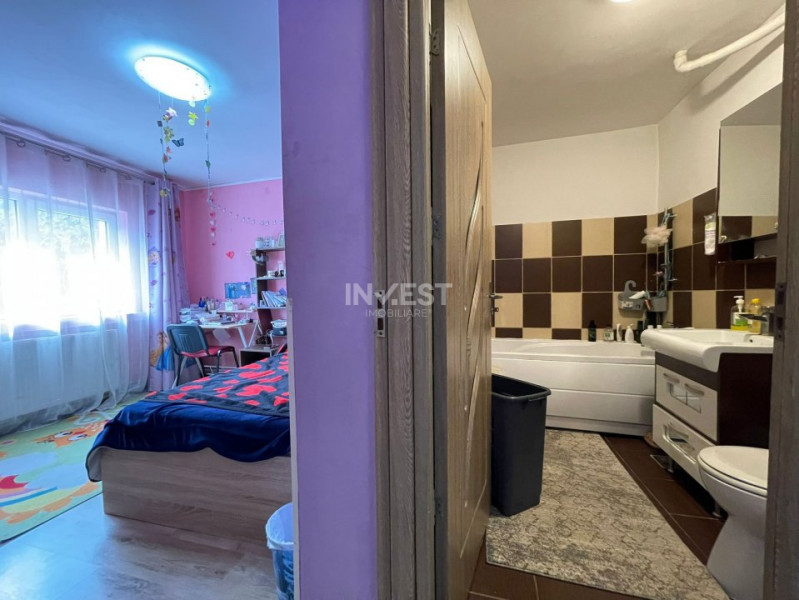 Apartament de vanzare, 3 camere, Etajul 1, zona Canta - Profi, Iasi