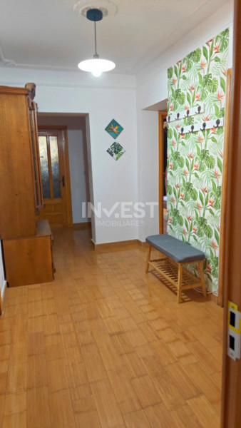 INCHIRIERE-APARTAMENT 3 CAMERE-ZONA ARCU