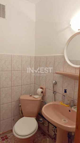INCHIRIERE-APARTAMENT 3 CAMERE-ZONA ARCU