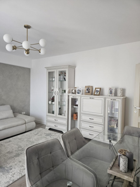 AP. DEOSEBIT 3 CAMERE 2 BAI 77MP+LOC PARCARE+BOXA POPAS PACURARI