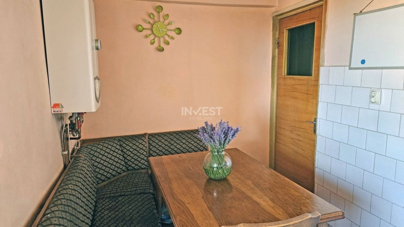  Apartament de vanzare, 3 camere si 2 bai, zona Gara , Iasi