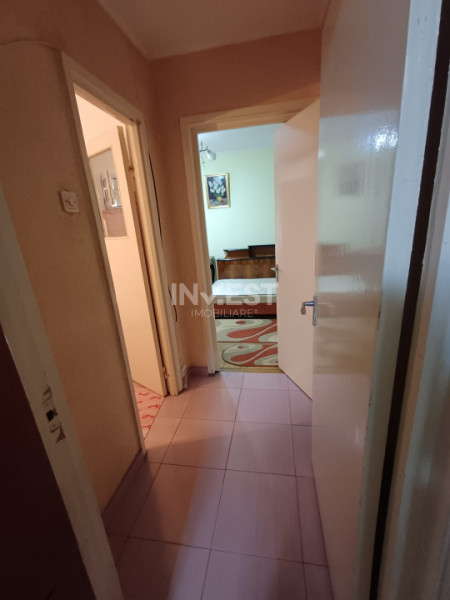 Apartament 3 camere- etaj intermediar- Tatarasi
