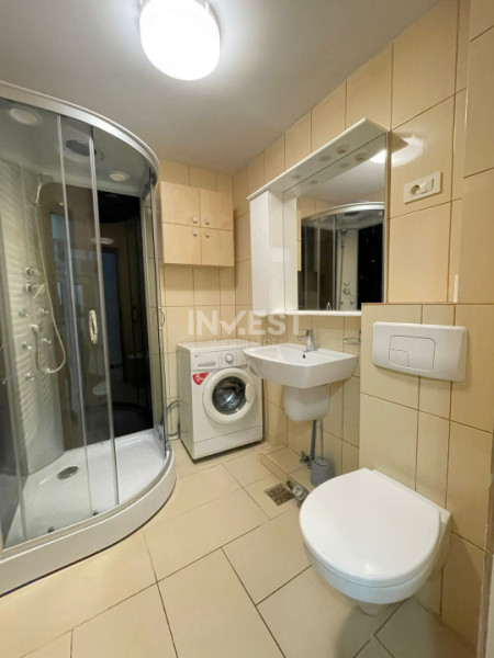 Apartament 4 camere-Podu Ros-Palas-91 mp