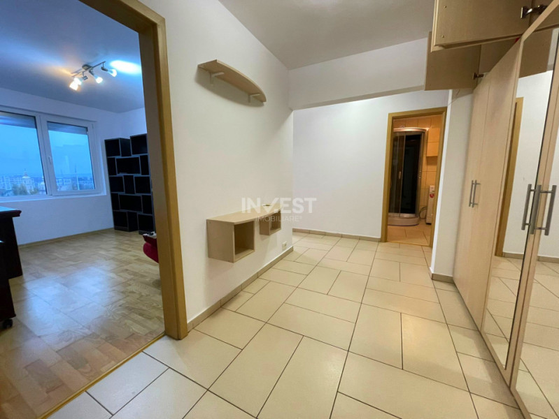 Apartament 4 camere-Podu Ros-Palas-91 mp