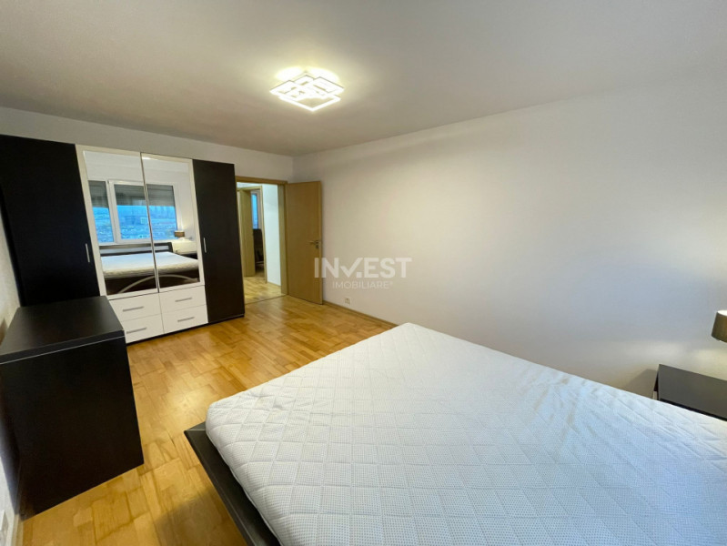 Apartament 4 camere-Podu Ros-Palas-91 mp