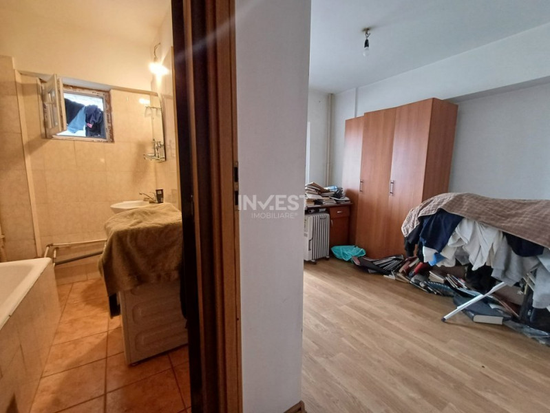 Apartament 4 camere si 2 bai, etaj 3, zona Garii - Fostul Billa 