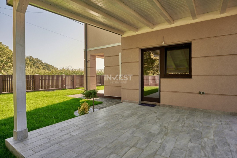 Casa individuala, constructie premium, 4camere, 2 bai, 400 mp teren, MIROSLAVA