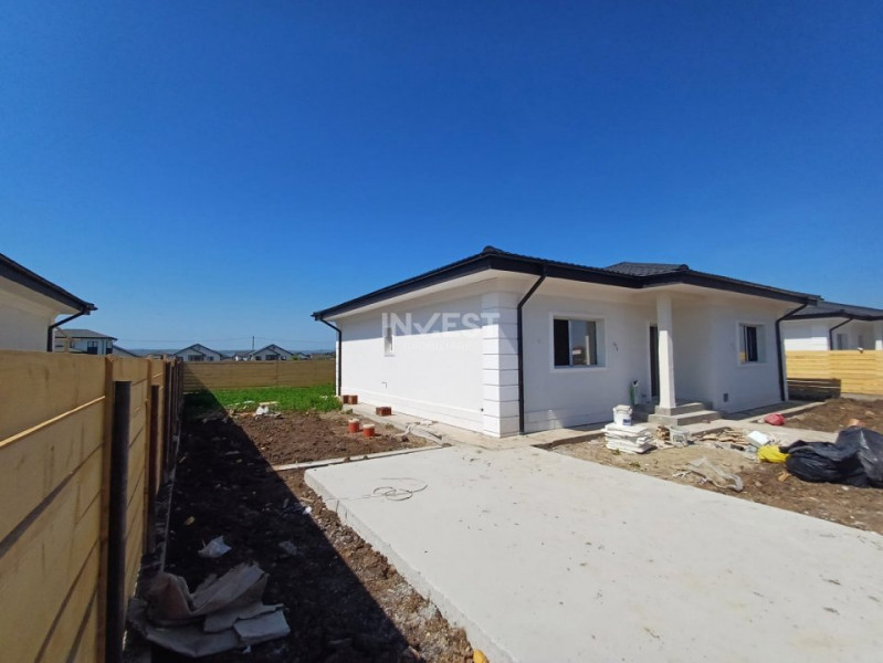 Casa cu 4 camere , Valea Ursului-Vorovesti , pozitie buna