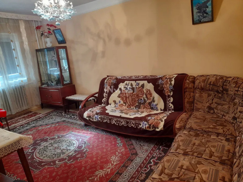 APARTAMENT 3 CAMERE-ALEXANDRU CEL BUN-60MP