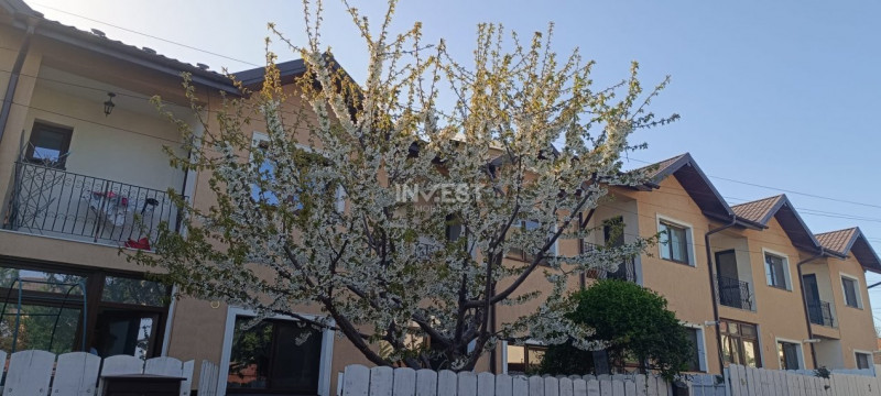 CASA CU 3 CAMERE, 2 bai  , VALEA LUPULUI-MALL MOLDOVA