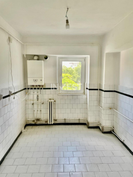 APARTAMENT-4 CAMERE-DECOMANDAT-GALATA