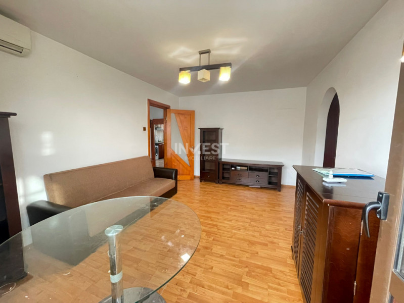 Apartament 2 camere-Pod de Piatra-etaj intermediar-bloc fara risc