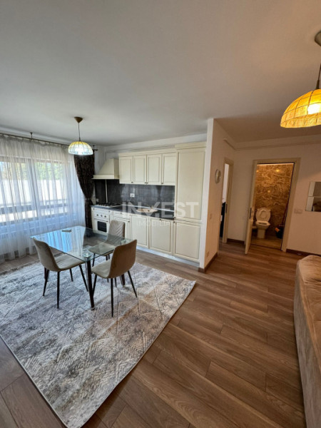 Apartament 3 camere de vânzare – bloc nou, etaj intermediar