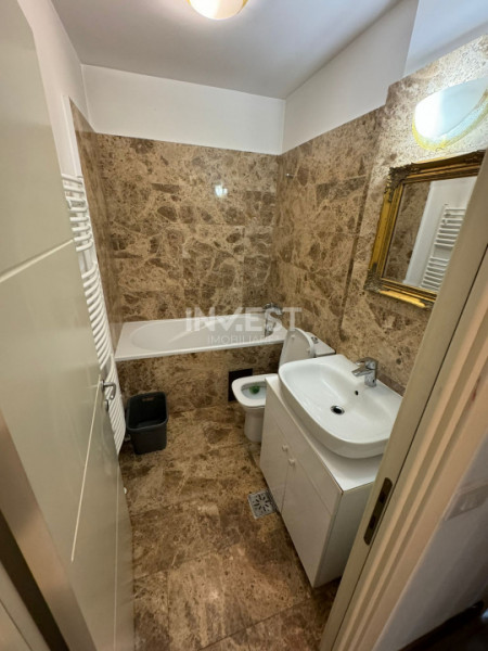 Apartament 3 camere de vânzare – bloc nou, etaj intermediar