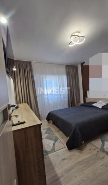 APARTAMENT DE VANZARE-4 CAMERE-ZONA ZIMBRU