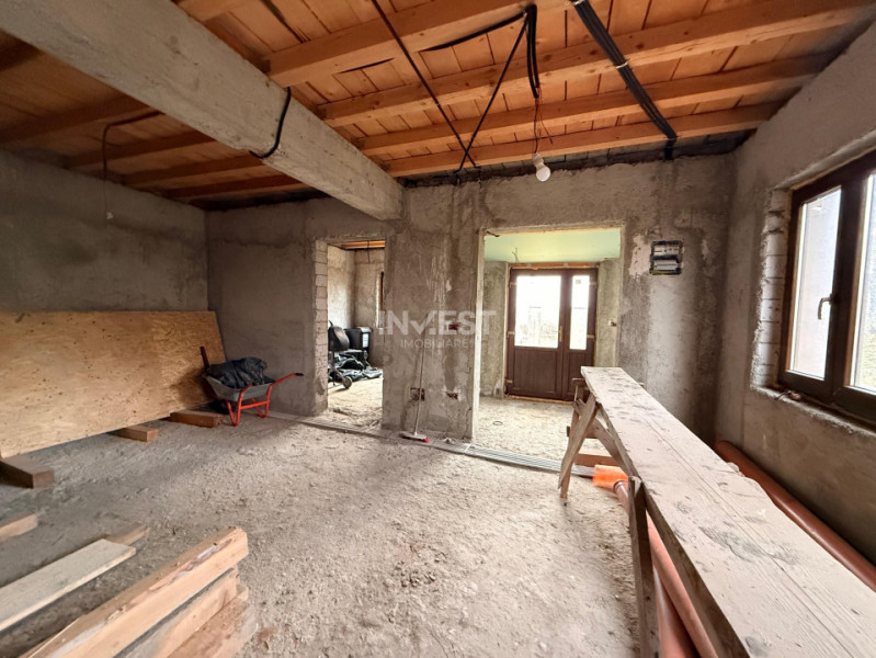 Casă tip duplex *3 camere/2 băi* Bucium-Vișani