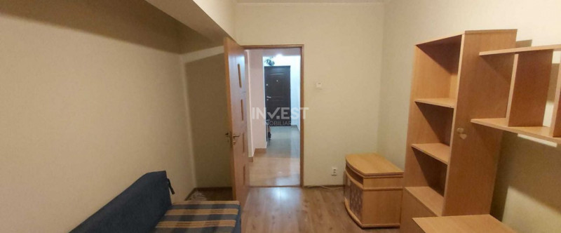 DE VANZARE-APARTAMENT 3 CAMERE-DACIA 